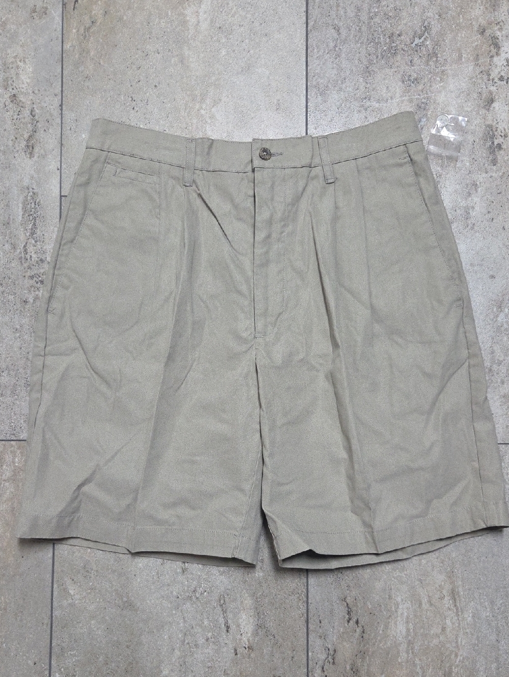 Men's Flat Sage Green Golf Short  Shorts Sizr 33